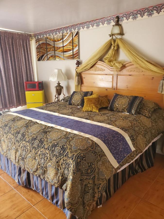 Conty'S Motel Naples Manor Экстерьер фото