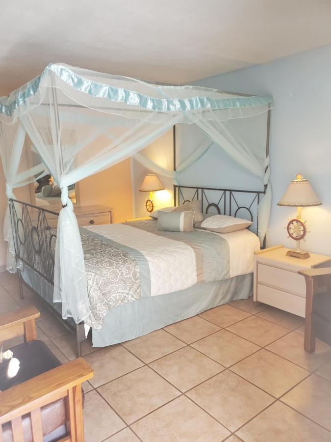 Conty'S Motel Naples Manor Экстерьер фото