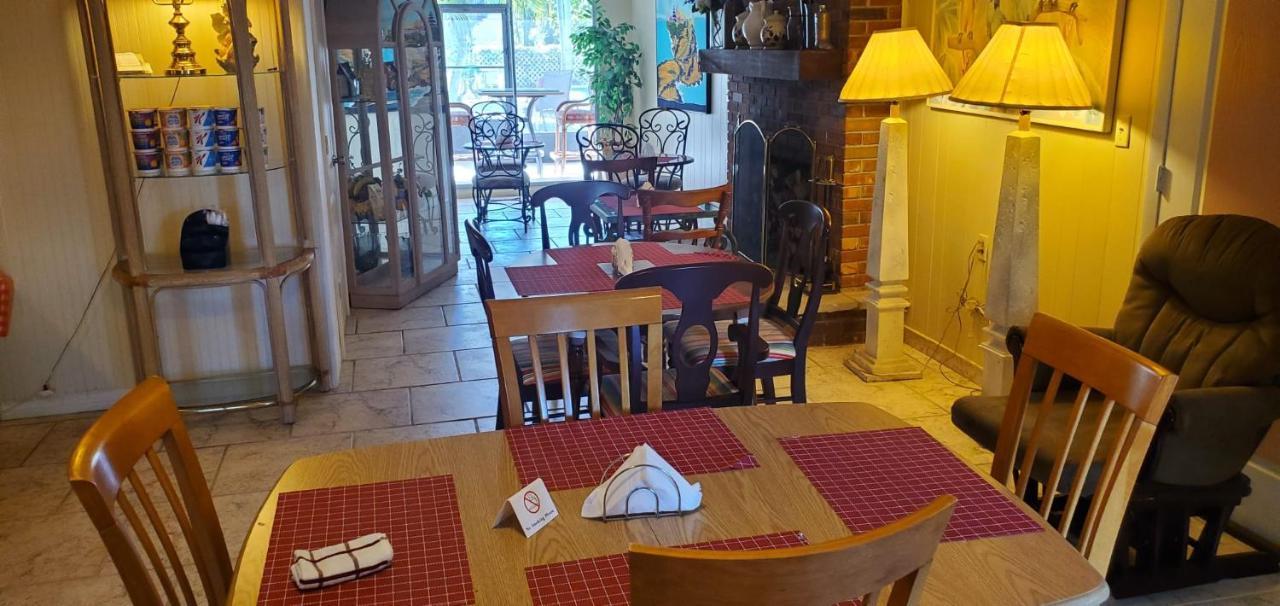 Conty'S Motel Naples Manor Экстерьер фото